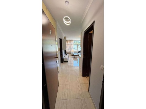 Shitet, Apartament 1+1 , Durres, Shkembi Kavajes .