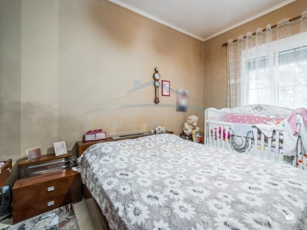 Shitet, Vilë 3-Katëshe, Te Bulevardi "Epidamn" , Durrës