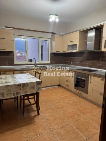 Tirane, jepet me qera apartament 1+1 Kati 5, 53 m² 550 € (Stacioni Trenit)