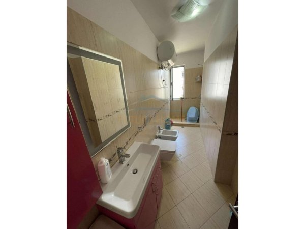 Tirane, shitet apartament 1+1 Kati 7, 76 m² 109.000 € (Misto Mame)   UNA53594