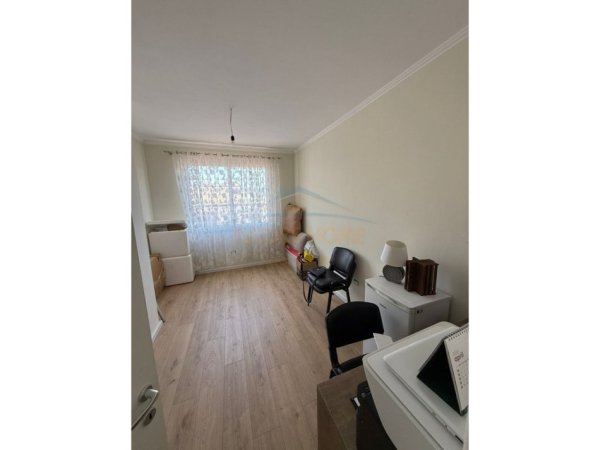 Tirane, shitet apartament 2+1 Kati 8, 90 m² 139.500 € (KOMPLEKSI FRATARI)   OPP53660