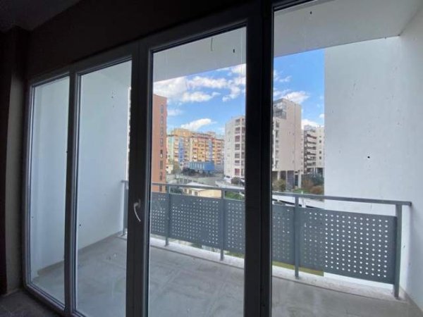 Tirane, jepet me qera apartament 2+1+BLK Kati 4, 124 m² 1.000 Euro (rruga kosovarve)