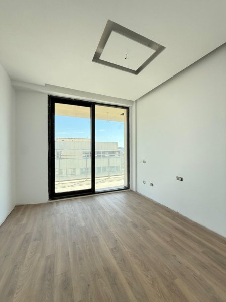Tirane, shitet apartament 3+1+Ballkon Kati 9, 139 m² 320.000 € 