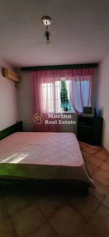 Tirane, jepet me qera apartament 1+1+Ballkon Kati 2, 50 m² 390 € (Brryli)