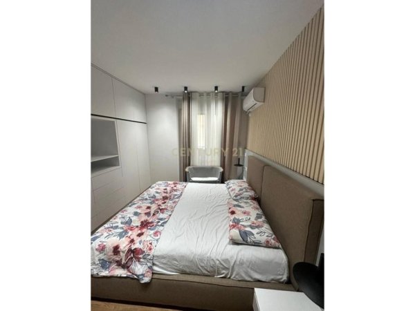 Tirane, shitet apartament 2+1 Kati 3, 96 m² 230.000 € (Mbikalimi i Krista Center)