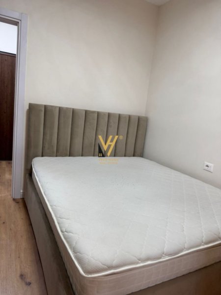 Tirane, jepet me qera apartament 1+1+Ballkon Kati 7, 68 m² 480 € (YZBERISHT)
