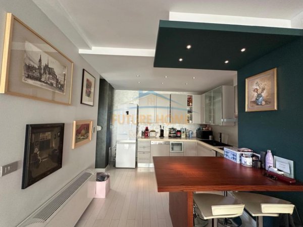 Qira,Apartament 2+1+ Parking, Rruga Elbasanit