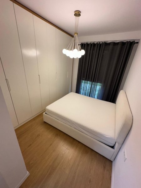 Tirane, shitet apartament 2+1+Ballkon , 90 m² 185.000 € 