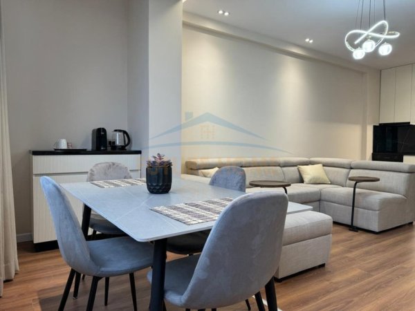 Plazh Hekurudha, shitet apartament 1+1 Kati 8, 54 m² 129.000 € (Durres)