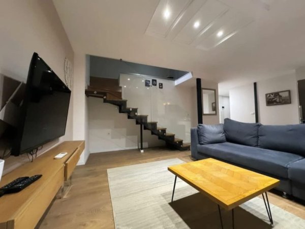 Tirane, shitet apartament duplex 2+1 , 112 m² 166.000 € (Golden Park)
