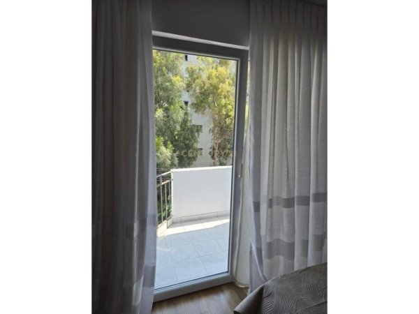 Tirane, jepet me qera apartament 2+1 Kati 3, 93 m² 700 €