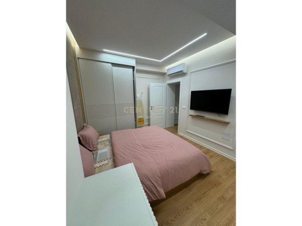 Tirane, jepet me qera apartament 1+1 Kati 1, 53 m² 600 € 