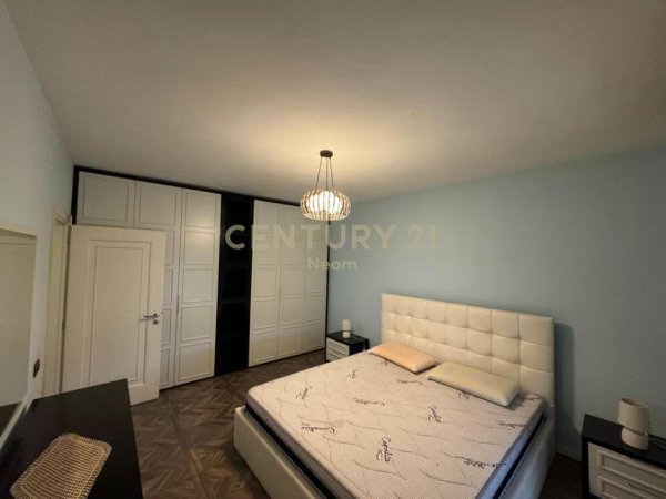 Tirane, jepet me qera apartament 2+1 Kati 3, 1.000 € 