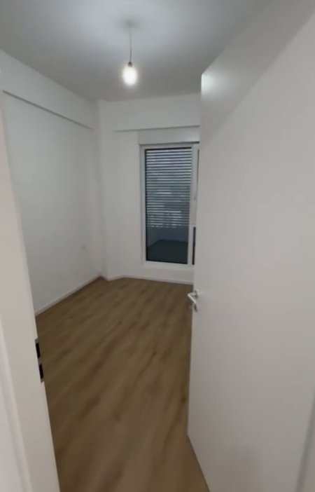 Tirane, shitet apartament 1+1 Kati 2, 48 m² 67.000 € 