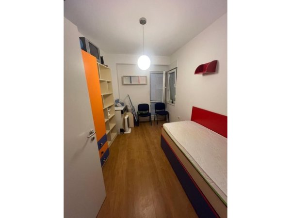 Tirane, shes apartament 2+1 , 90 m² 165.000 € (Kompleksi Magnet, 21 Dhjetori)