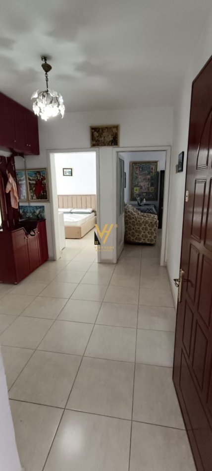 Tirane, jepet me qera apartament 2+1+Ballkon Kati 2, 70 m² 500 € (ALI DEMI)