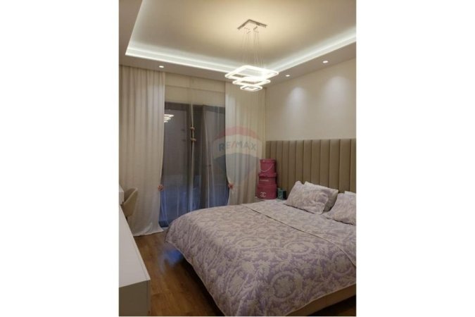 Tirane, shitet apartament 2+1+Aneks+Ballkon Kati 3, 118 m² 230.000 € (Oasis Residence)