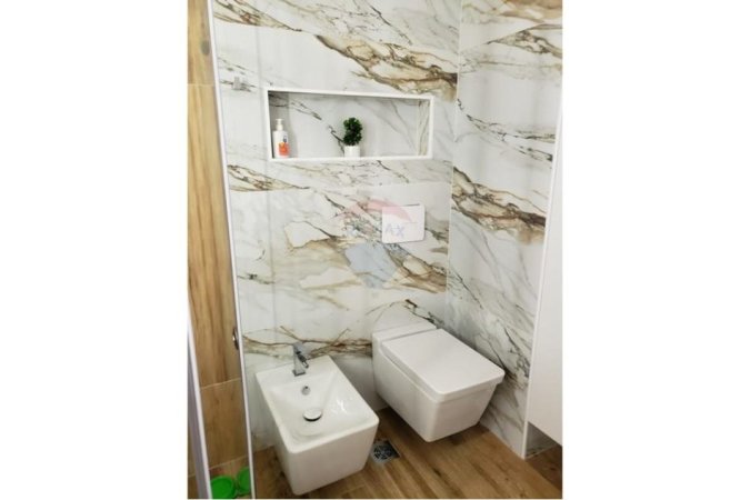 Tirane, shitet apartament 2+1+Aneks+Ballkon Kati 3, 118 m² 230.000 € (Oasis Residence)