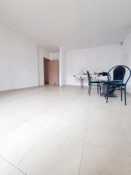 Durres, shitet apartament 3+1+Ballkon Kati 3, 134 m² 118.000 € (Plazh Durres Tropikal)