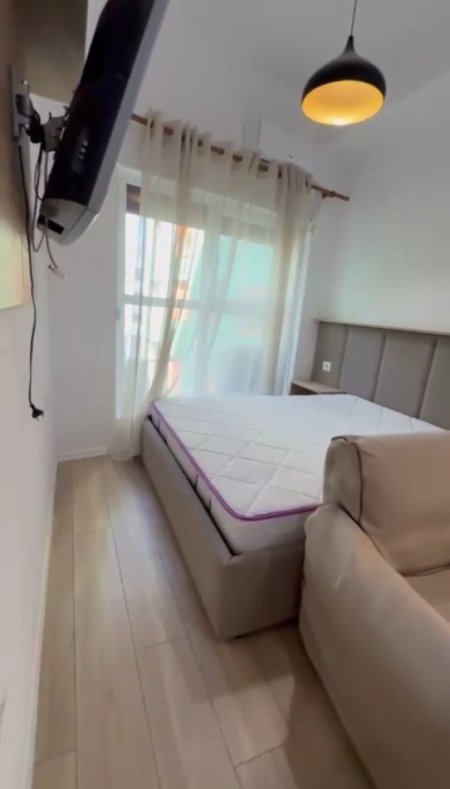 Tirane, jepet me qera garsonier Kati 1, 35 m² 350 € (Kompleksi Mangalem , Ali Dem)