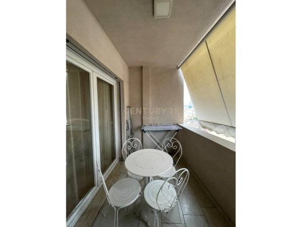 Tirane, jepet me qera apartament 1+1 Kati 6, 70 m² 500 € (Ali demi)