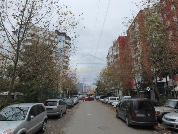 don bosko dyqani.jpg