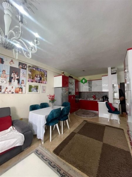 Tirane, jepet me qera apartament 1+1+Ballkon , 70 m² 400 € (Yzberisht , rruga Besim Alla)