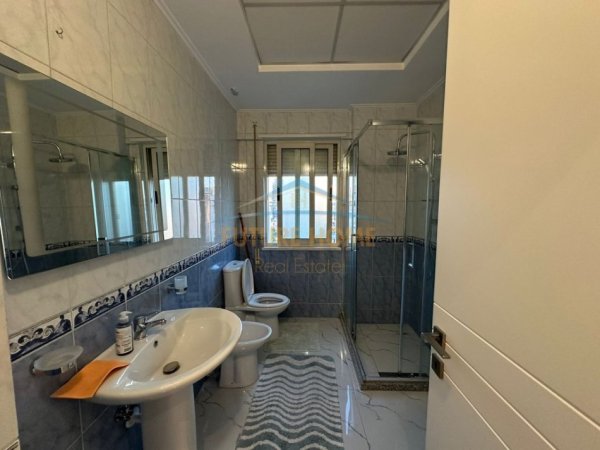 Tirane, jepet me qera apartament 2+1 Kati 6, 103 m² 800 € (tek Vizon Plus, Don Bosko)