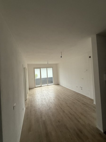 Tirane, shitet apartament 2+1+Ballkon Kati 2, 84 m² 93.000 € (Univers City Gati Per Banim)