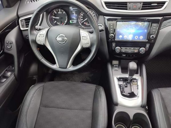 Nissan Qashqai viti 2015 panoramik, full option, automat, 1.6 TDI, navi, 13000 €