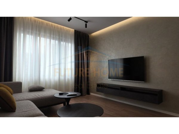 Tirane, jepet me qera apartament 2+1 Kati 9, 105 m² 1.250 € (Pazari i ri)
