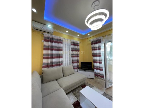 Tirane, jepet me qera apartament 2+1 Kati 1, 1 m² 601 € (Kopshti Zologjik)