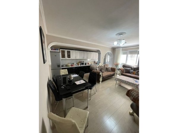 Shitet, Apartament 2+1+Ambient Biznesi, Kodra e Diellit, Tirane
