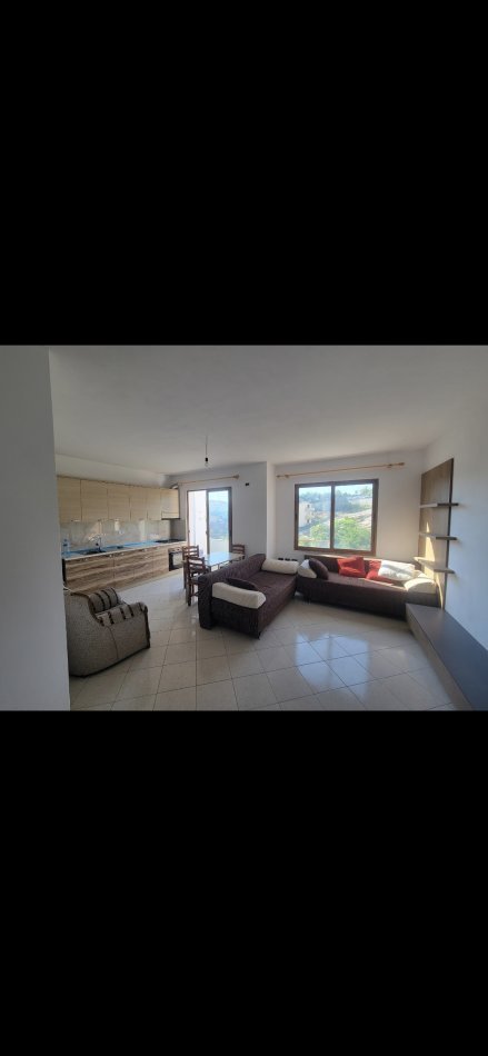 Tirane, jepet me qera apartament 1+1+Ballkon Kati 6, 65 m² 300 € (Rruga Muhamed Deliu)