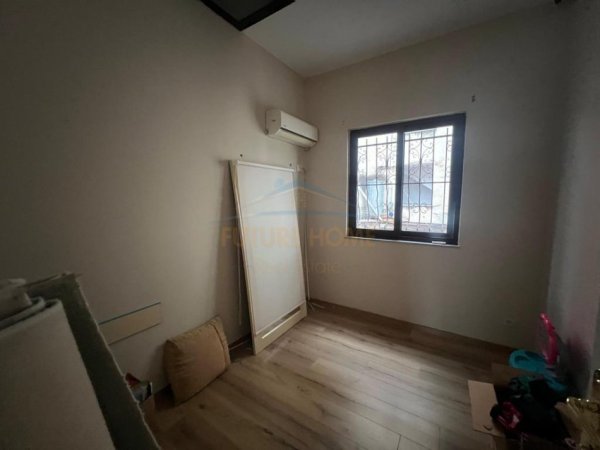 Tirane, jepet me qera 2 Katshe Kati 1, 1.200 € 