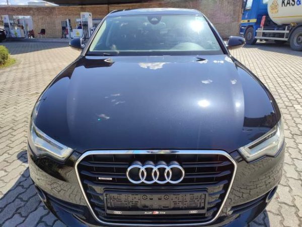 Audi A6 Quattro viti 2014 full option, automat, 3.0 Tdi, navi, 13000 €
