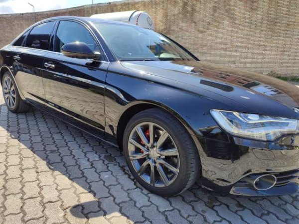Audi A6 Quattro viti 2014 full option, automat, 3.0 Tdi, navi, 13000 €
