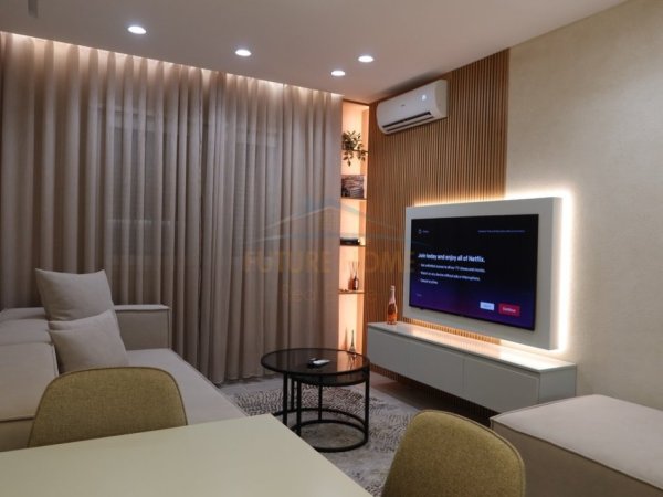 Shitet, Apartament 1+1,Rruga Bogdaneve , Tirane