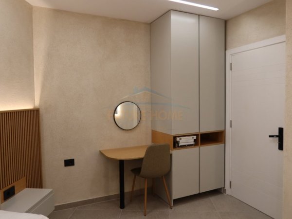Shitet, Apartament 1+1,Rruga Bogdaneve , Tirane