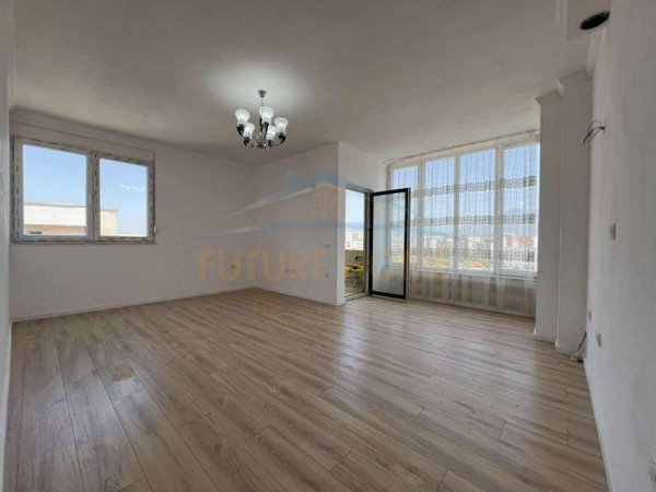 Shitet, Apartament 1+1, Misto Mame
