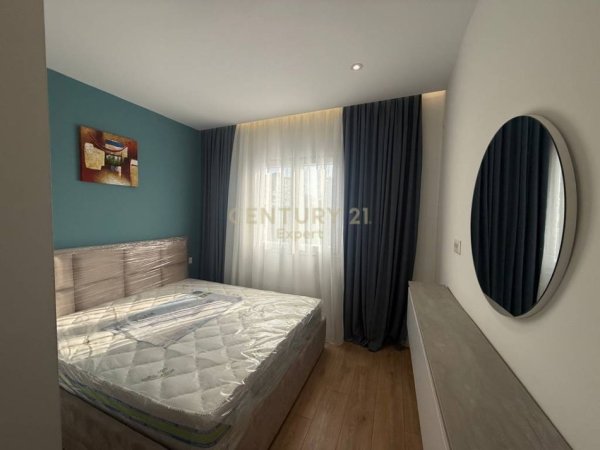 Tirane, jepet me qera apartament 1+1+Ballkon Kati 5, 35 m² 450 € 