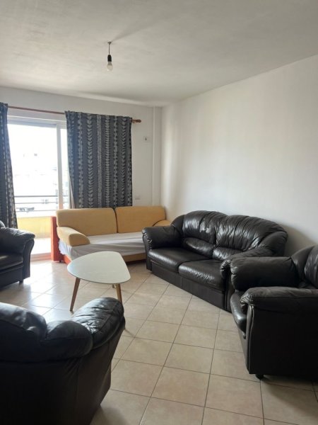 Tirane, jepet me qera apartament 1+1+Ballkon Kati 7, 70 m² 35.000 leke (Astir perballe Fratarit)