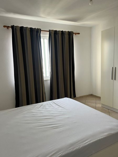 Tirane, jepet me qera apartament 1+1+Ballkon Kati 7, 70 m² 35.000 leke (Astir perballe Fratarit)