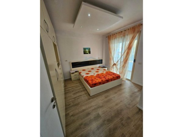 Tirane, shes apartament 2+1 Kati 4, 79 m² 120.000 € (Fresku, Tiranë)