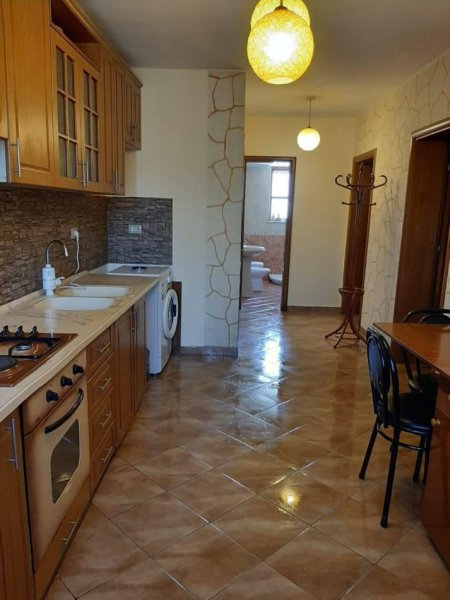 Tirane, jepet me qera apartament 1+1+Aneks Kati 3, 66 m² 450 € (PAZARI RI, ATSH)