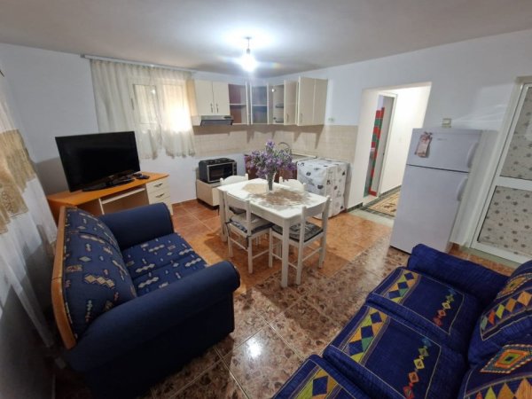 Tirane, jepet me qera shtepi 2+1 Kati 1, 90 m² 450 € (Fakulteti i Inxhinieris se Ndertimit)