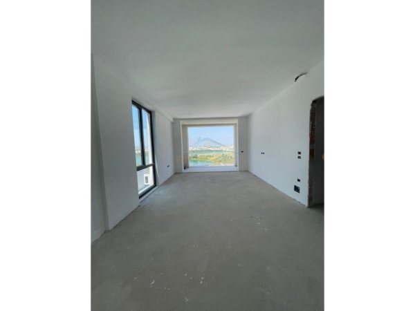 Shitet, Apartament 2+1+2+Post Parkimi, Lakeside Farke
