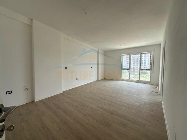 Shitet, Apartament 2+1+2, Jordan Misja, Tiranë.