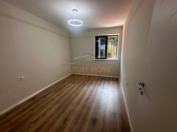 Shitet, Apartament 1+1, Xhamlliku,Tirane