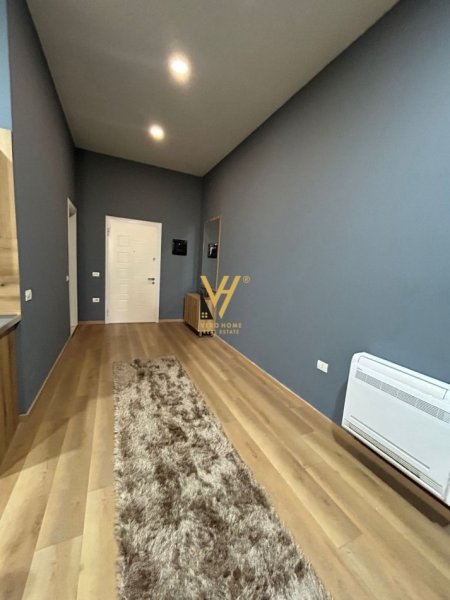 Tirane, jepet me qera apartament 1+1+Ballkon Kati 1, 120 m² 650 € (RRUGA PETI)